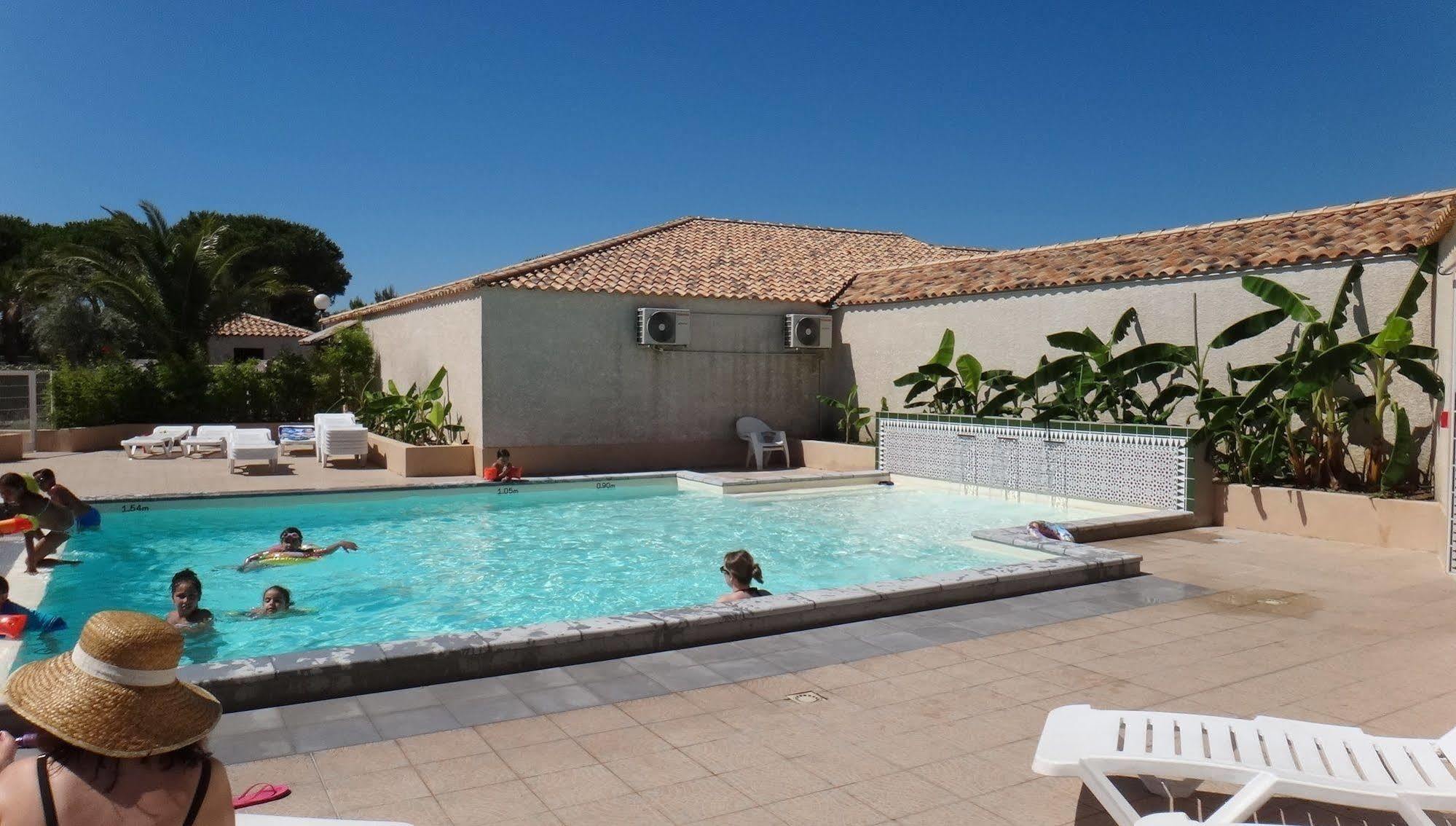 Camping Hameau Des Cannisses Gruissan Exterior photo